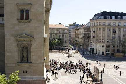 Zdjęcia nagrodzone Pal's Hostel