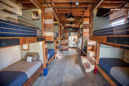 Billeder af PodShare Los Feliz