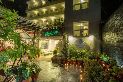 Photos of Highlander Inn