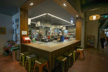 Foton av Melbourne Central YHA