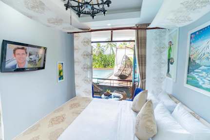 Photos of Vipgarden Villa pool