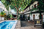 Island Life Hostel