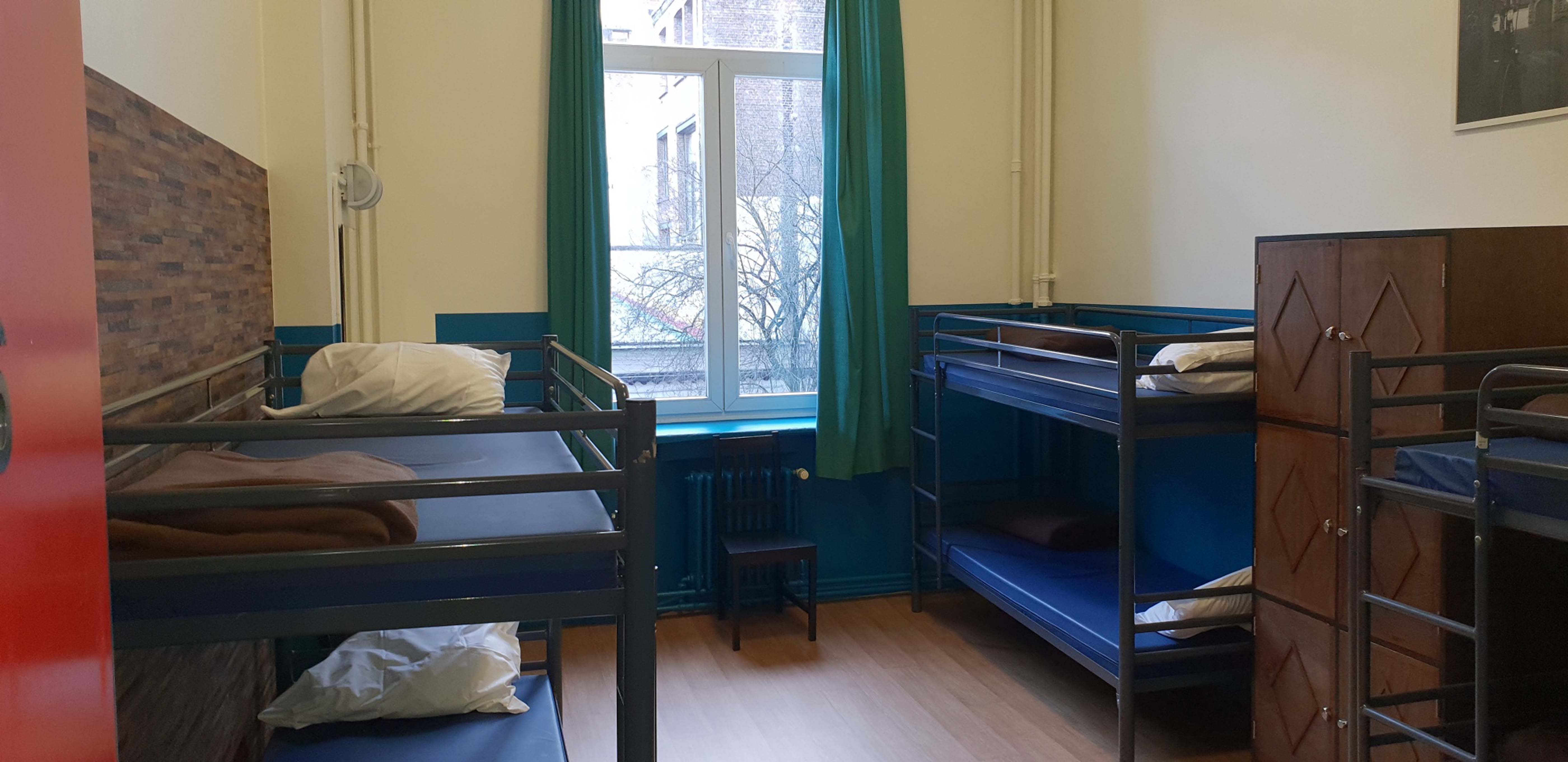 Youth Hostel Van Gogh (Chab) in Brussels, Belgium Hostel