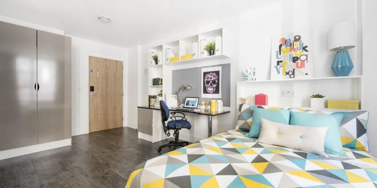 Destiny Student - Brae House