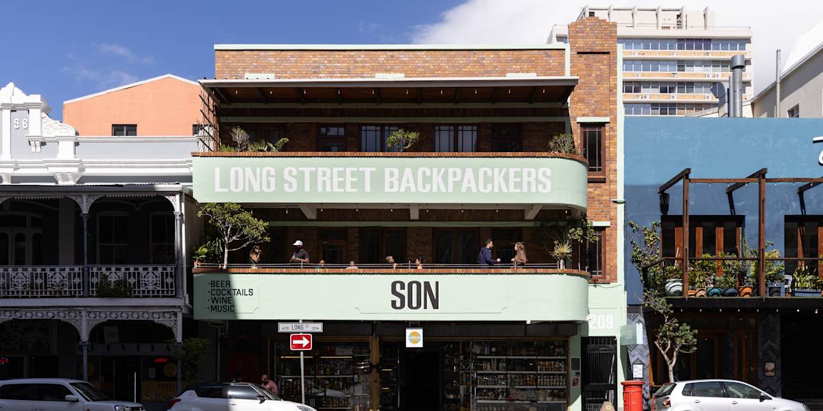 Long Street Backpackers