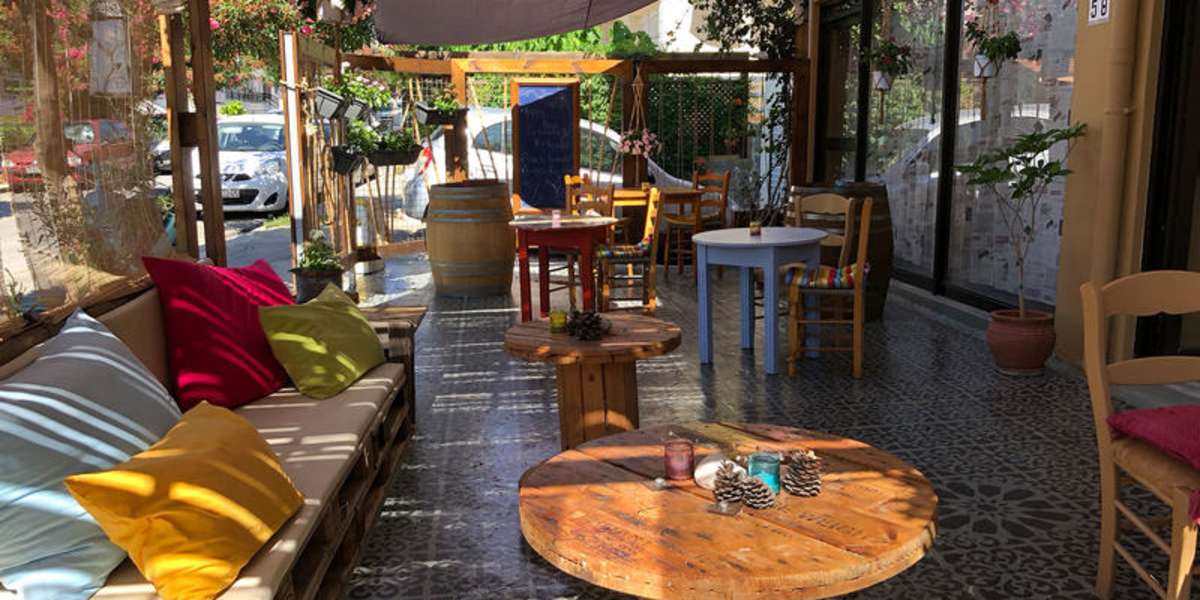 Rhodes Backpackers