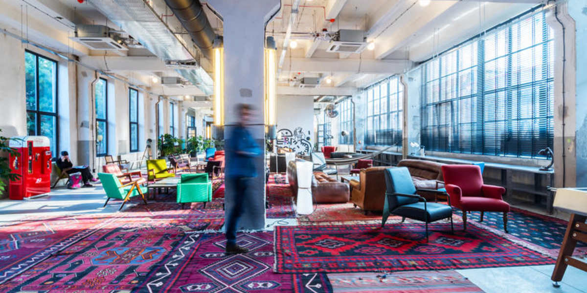 Fabrika Hostel & Suites
