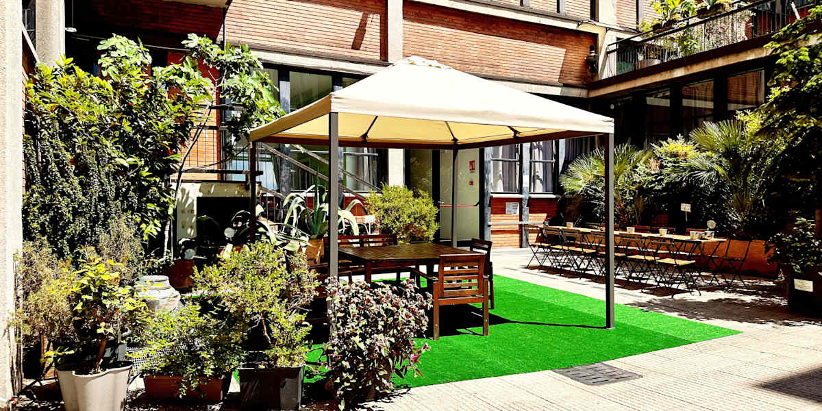 Mio Hostel