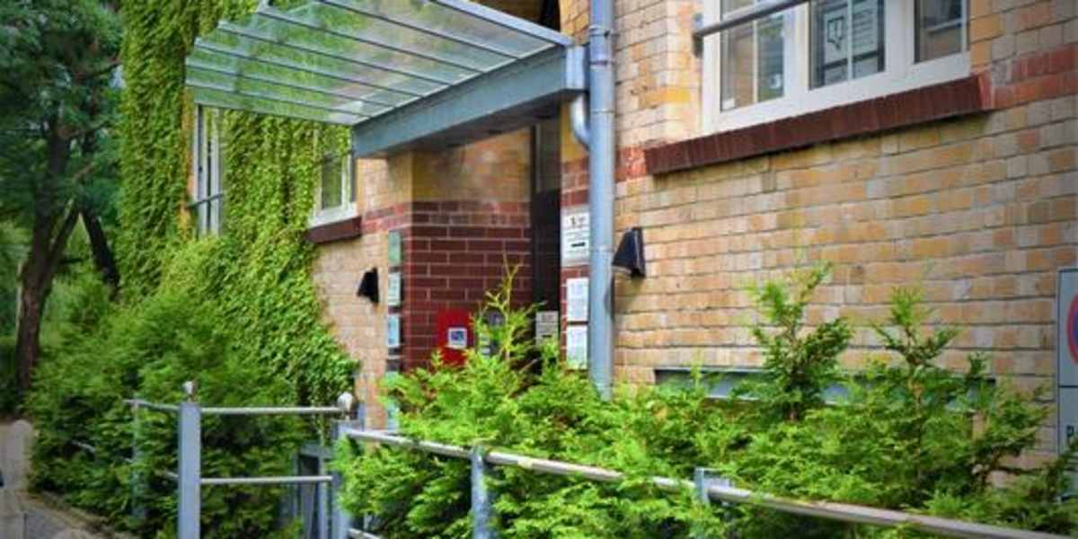 Singer109 - Backpacker Apartment Hostel