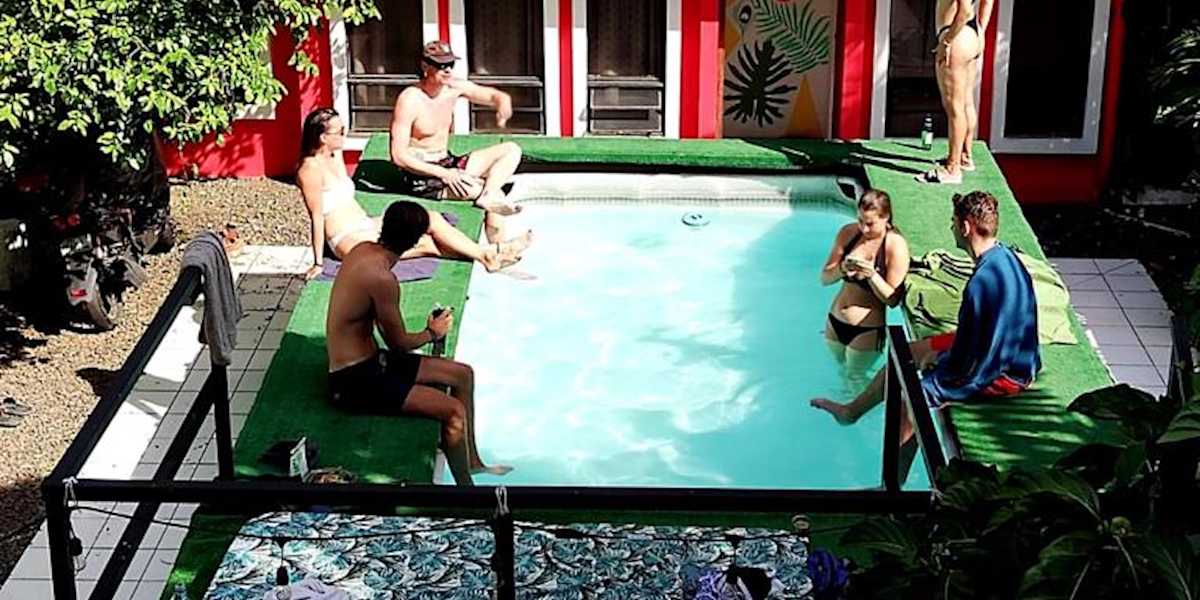 Zebulo Hostel