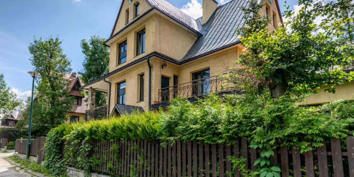 Szarotka Pension
