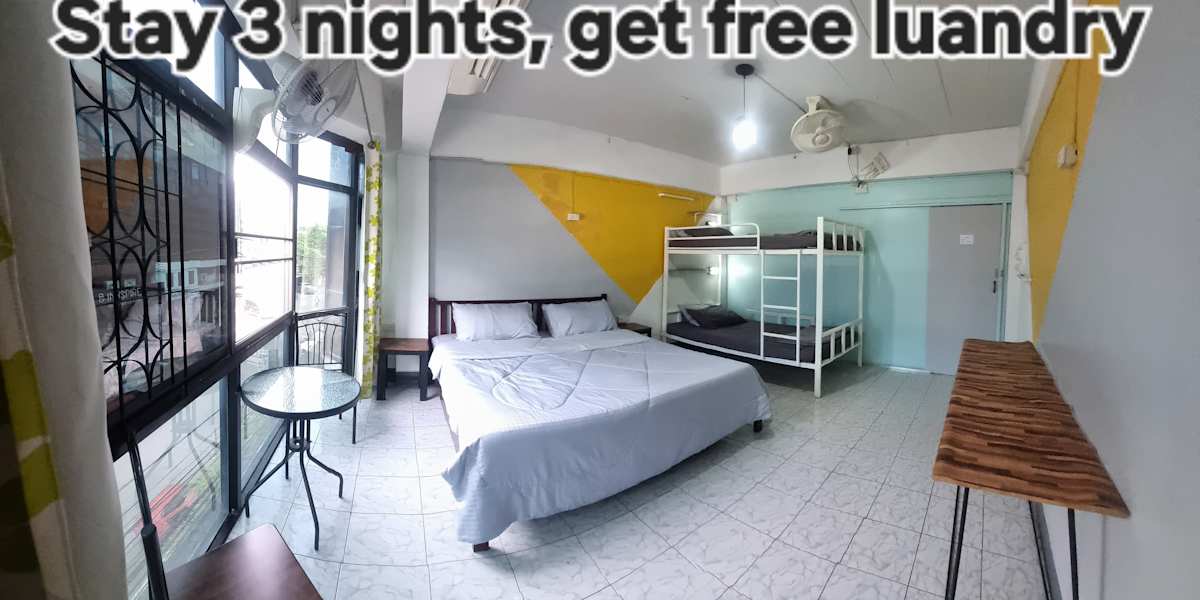 U2 Hostel