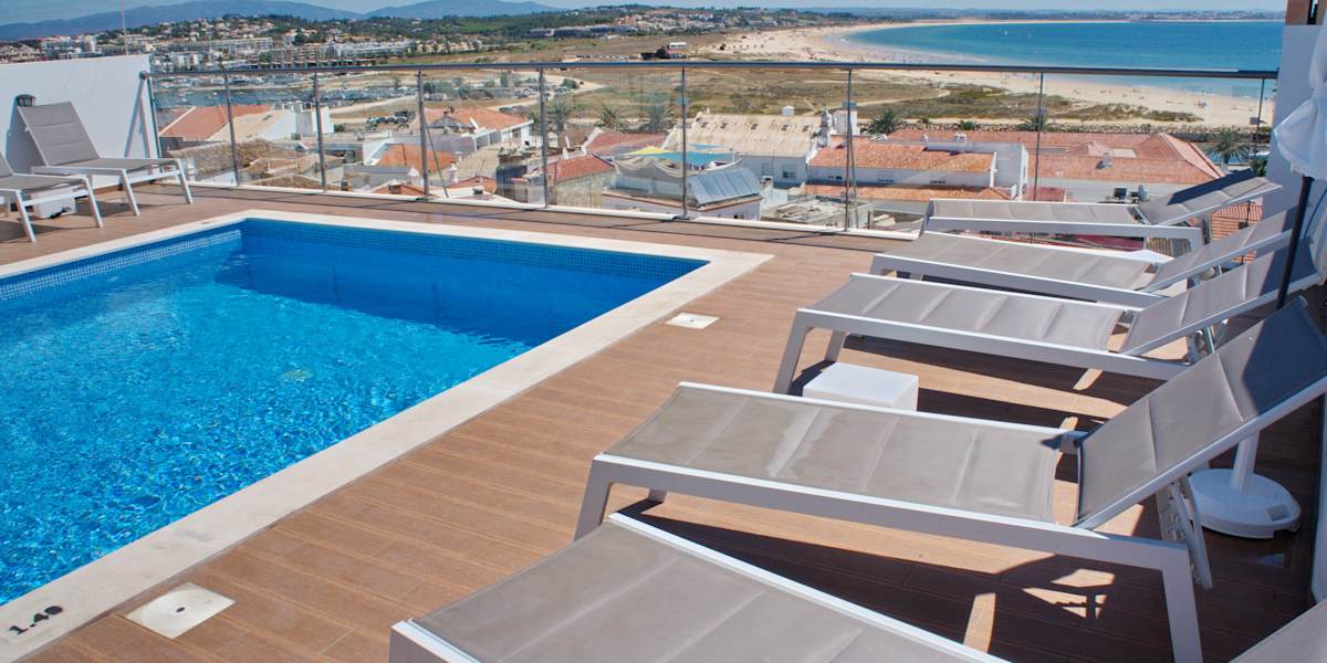 Top City Hostel & Suites