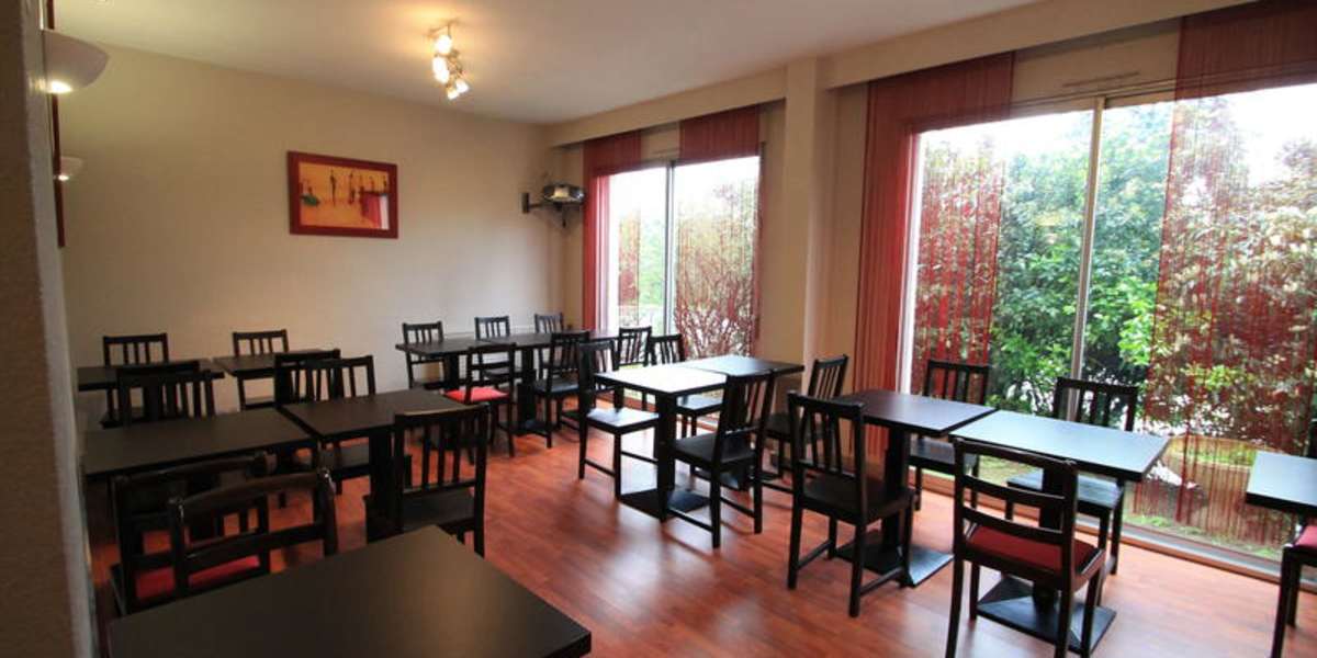 Adonis Lyon Est Hotel Artys