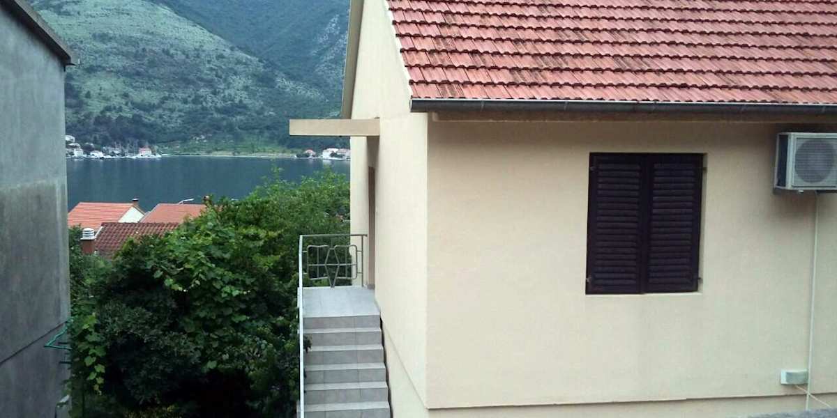 Djura Guesthouse