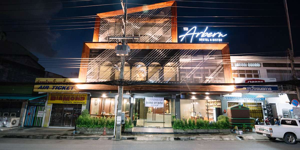 The Arbern Hostel x Bistro