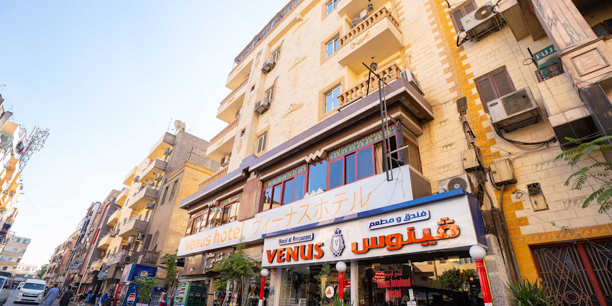 Venus Hotel & Hostel