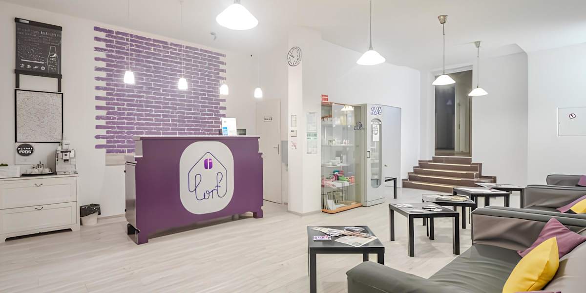 Lorf Hostel&Coffee