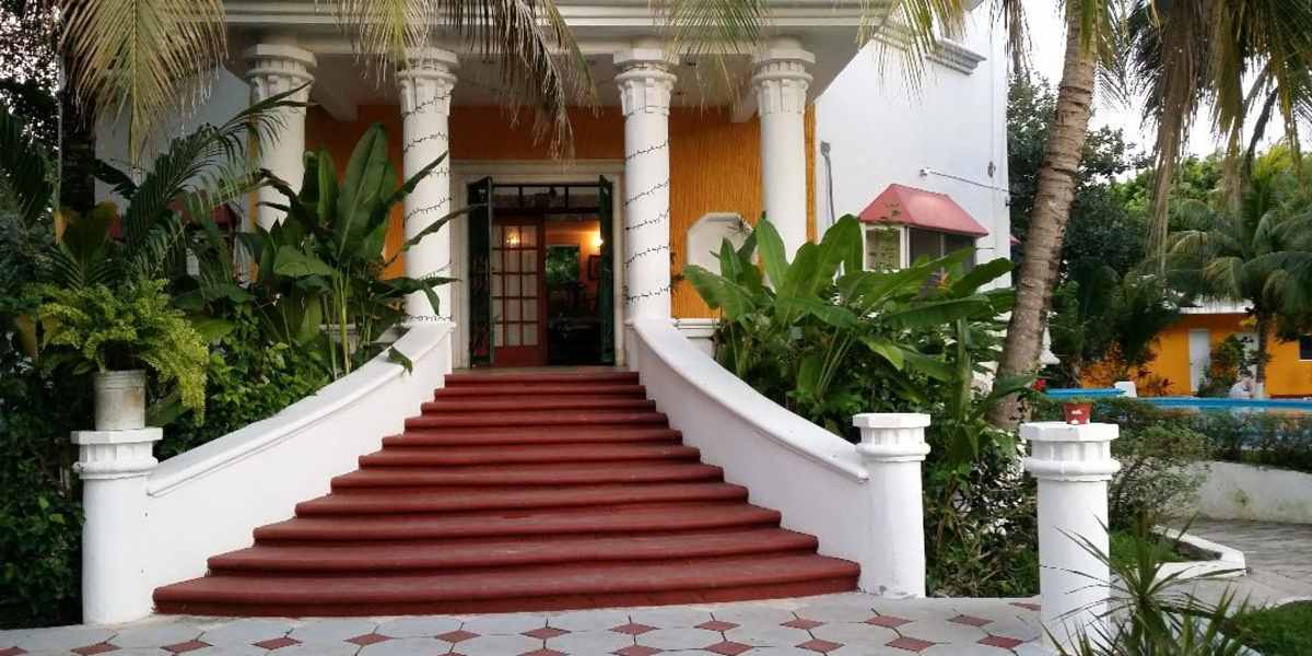 Mansion Giahn Bed and Breakfast