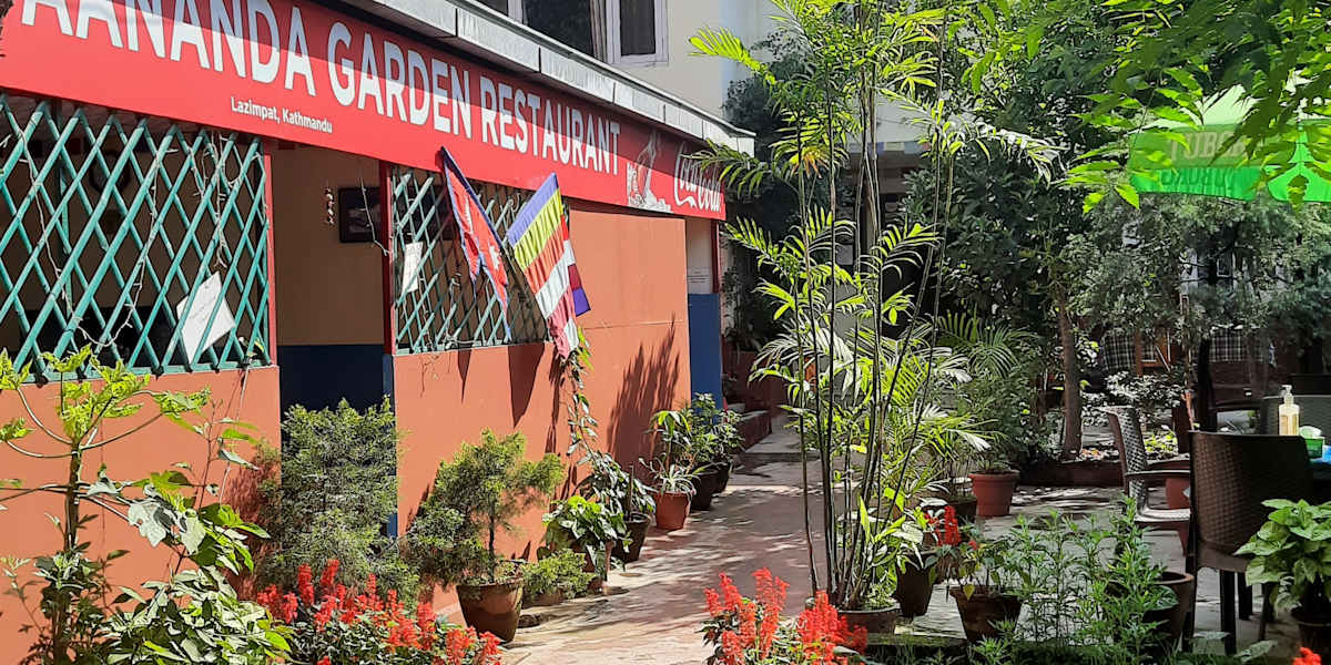 Best Hostel&Ananda Garden Restaurant