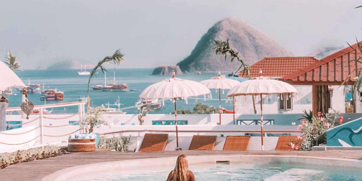 Seaesta Komodo Hotel & Hostel