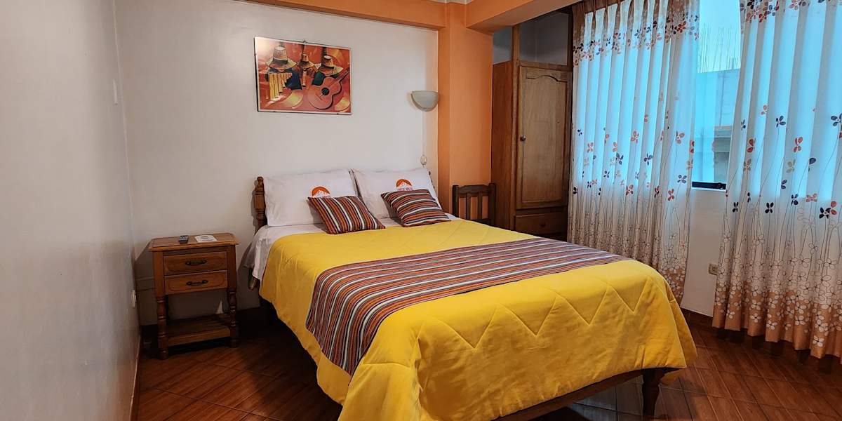 Lhotse Hostel B&B