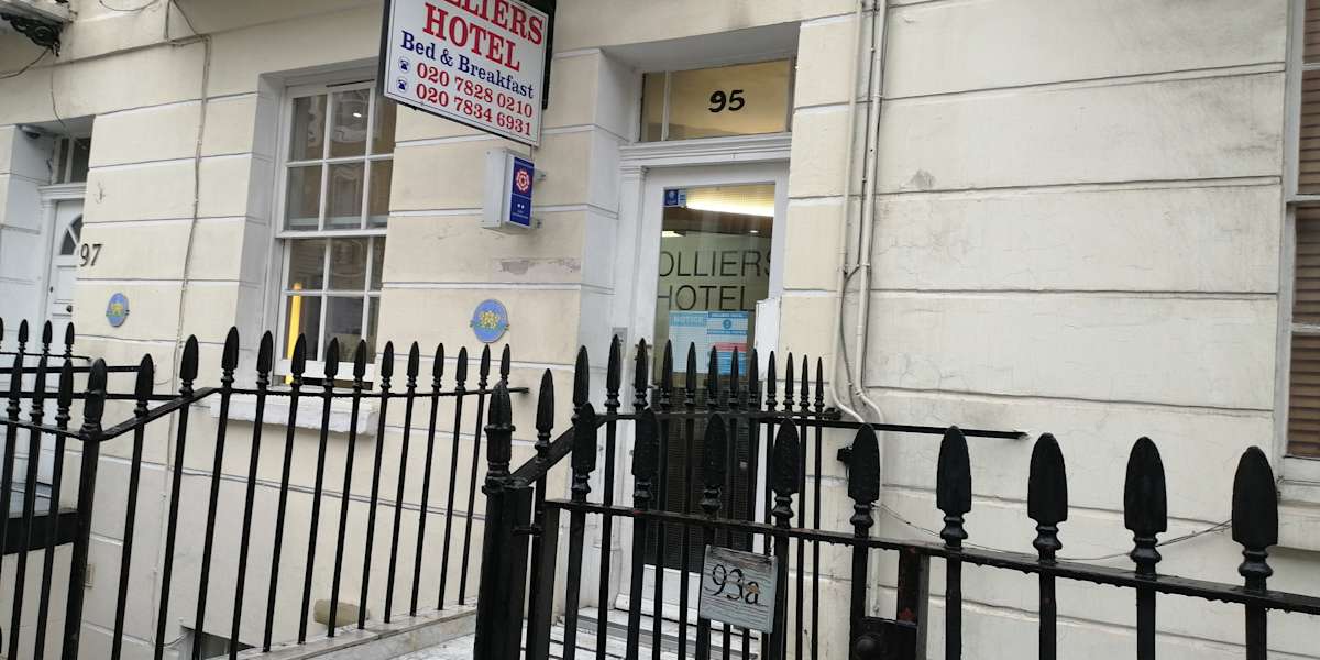 Colliers Hotel