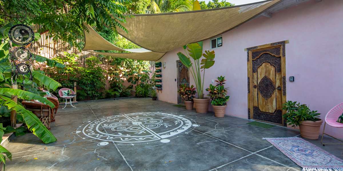 My Sisters House