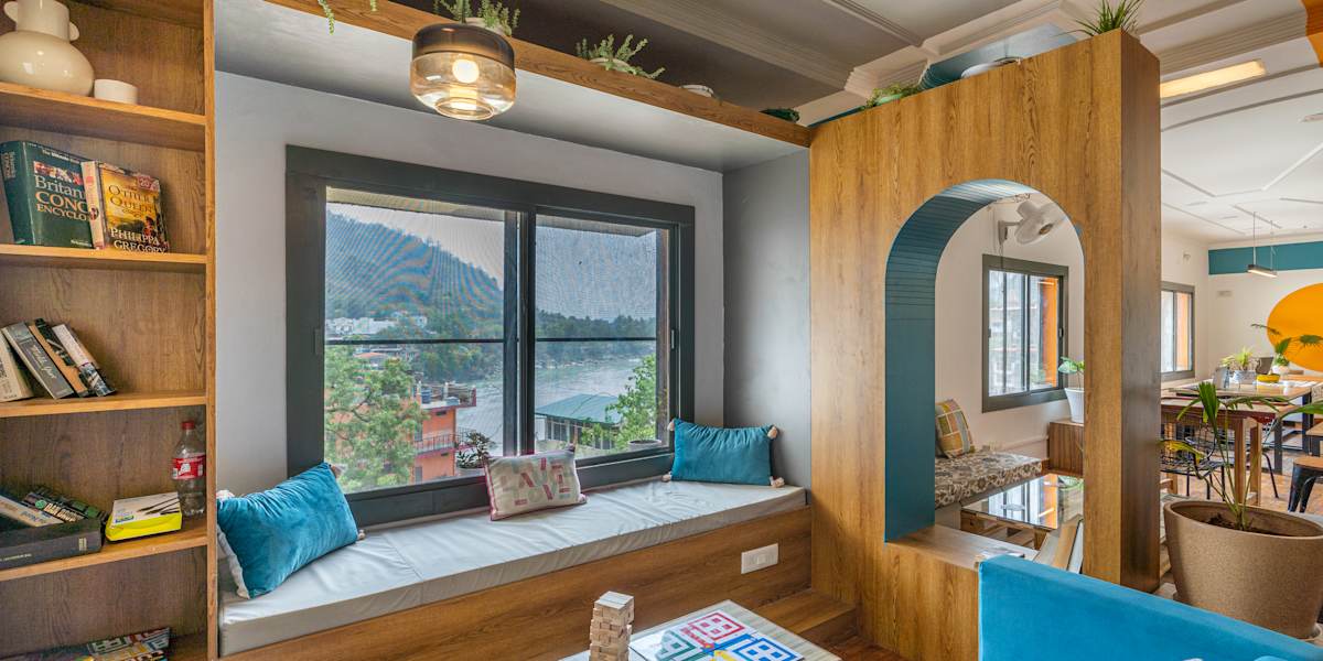 Madpackers Rishikesh Laxman Jhula