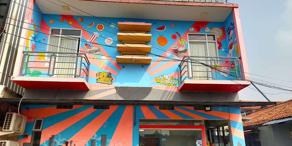 Budi House & Food Station