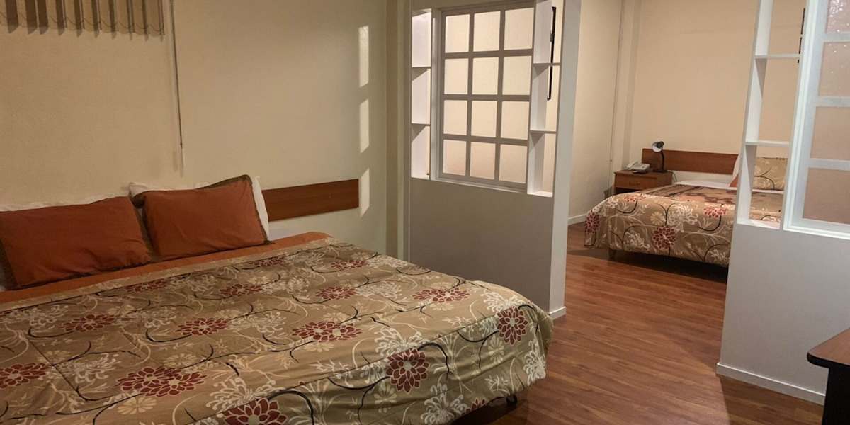 Mariscal Inn & Suite