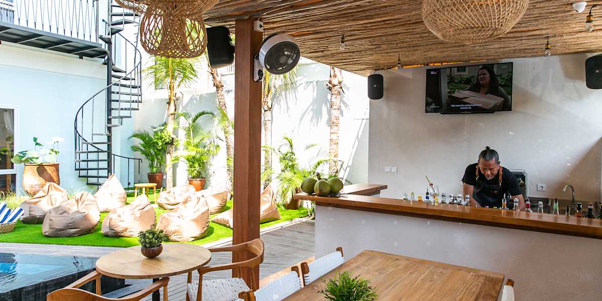 Coco and Pineapple Pants Hostel