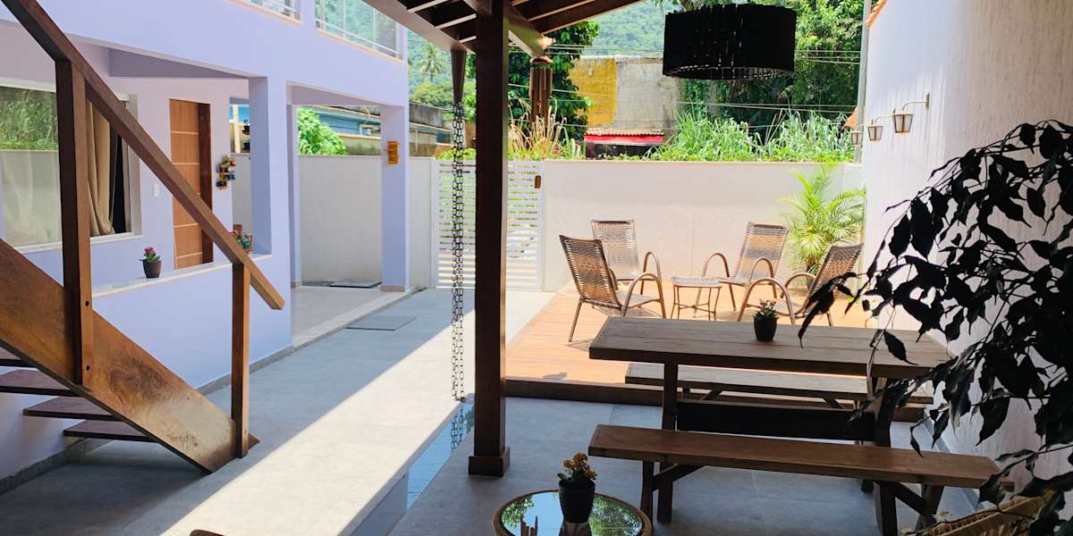 Lila Limao Hostel