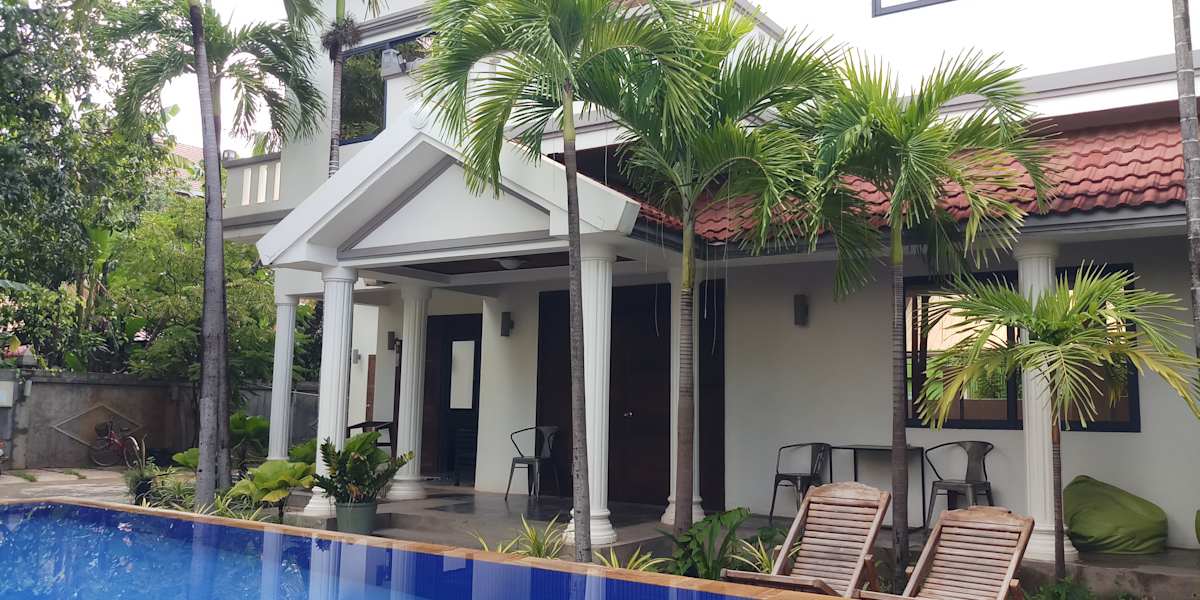 Passport Villa
