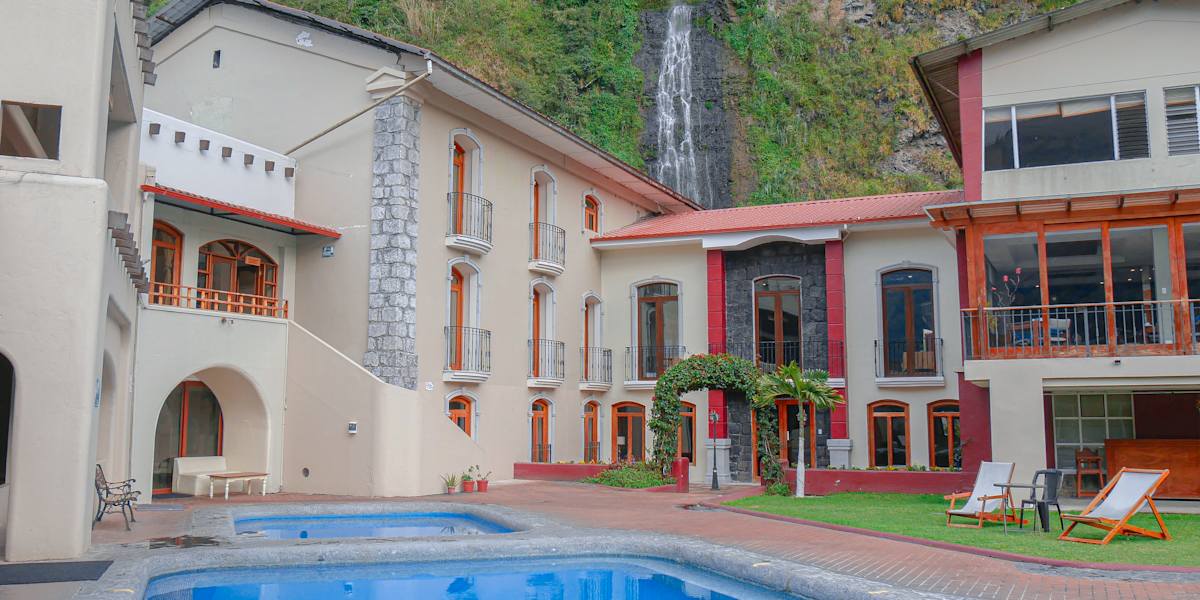 Sangay Spa Hotel