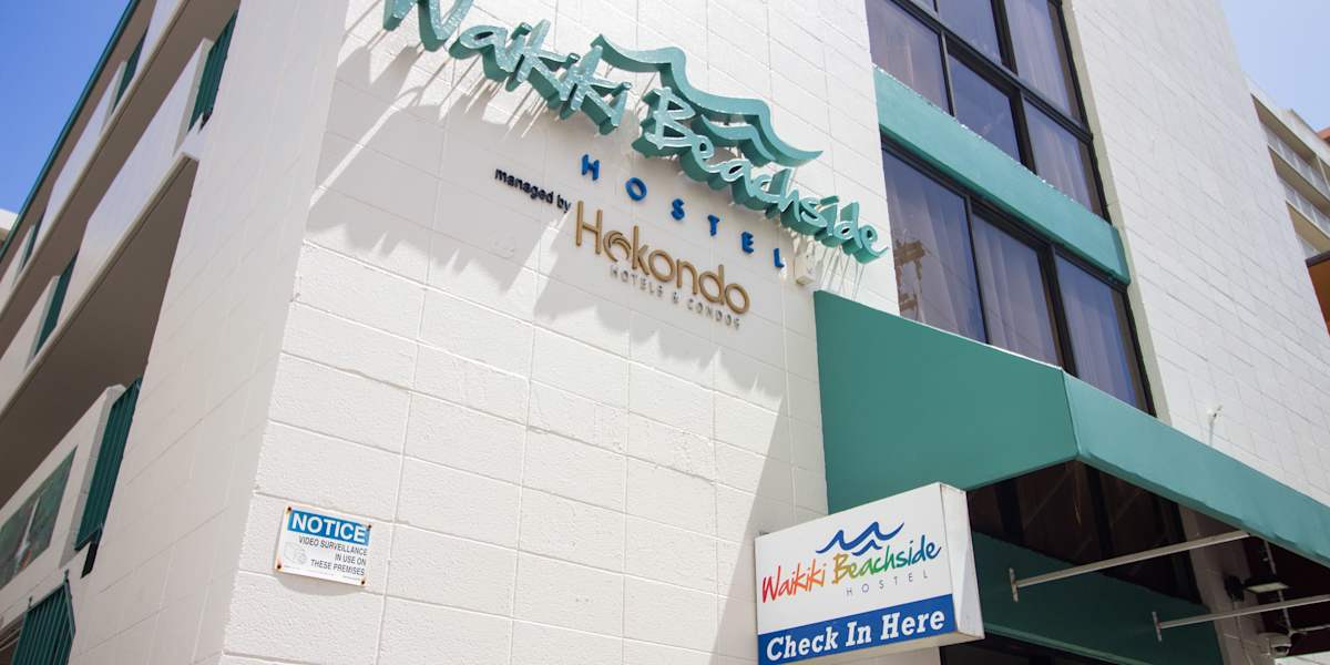 Waikiki Beachside Hostel