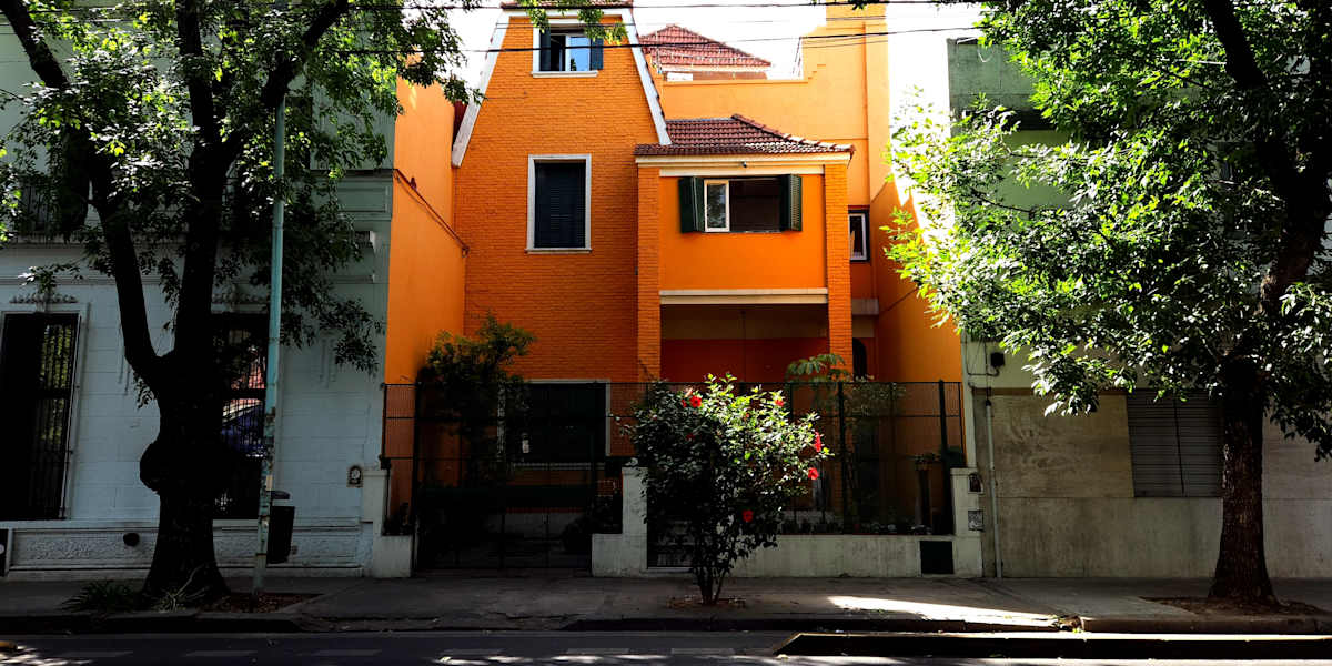 La Casa Naranja