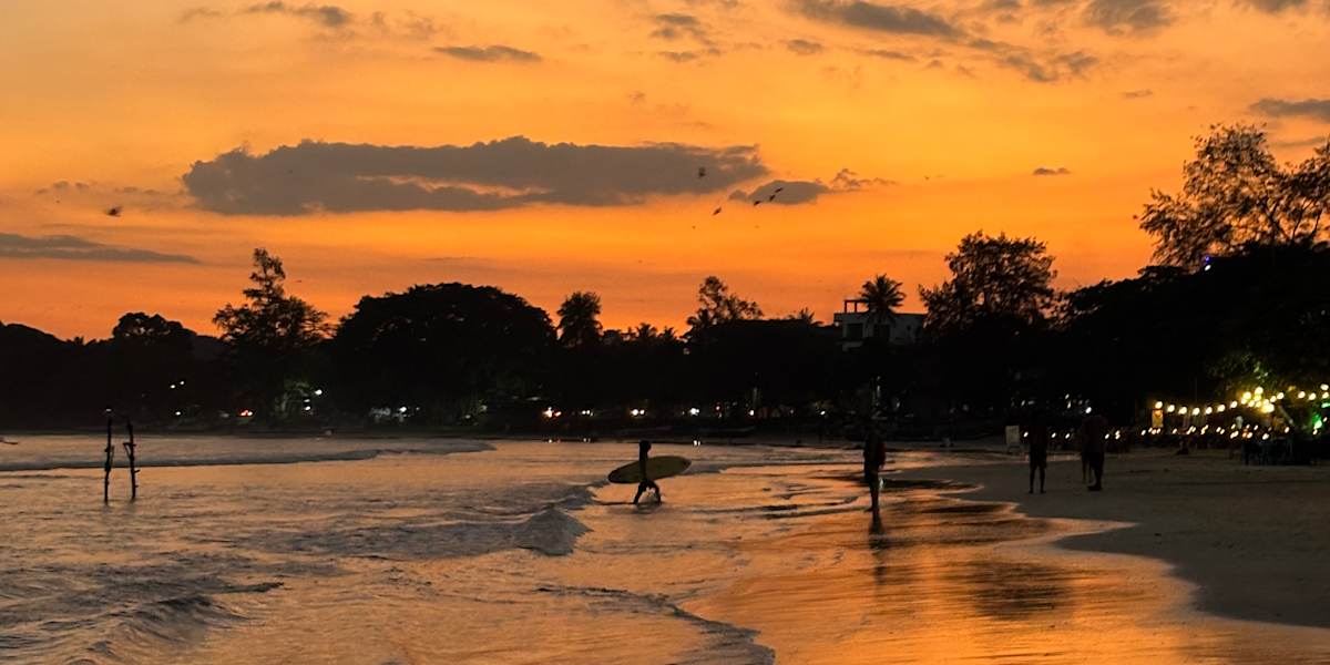 One More Day Hostel, Weligama Beach