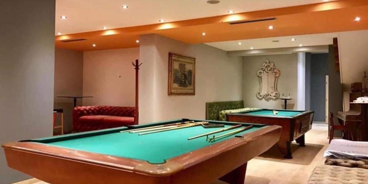 Bowling Hostel