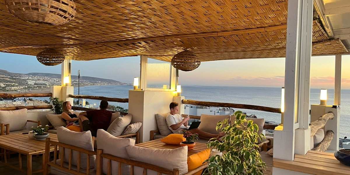 BigBlue Surf Experience Hostel