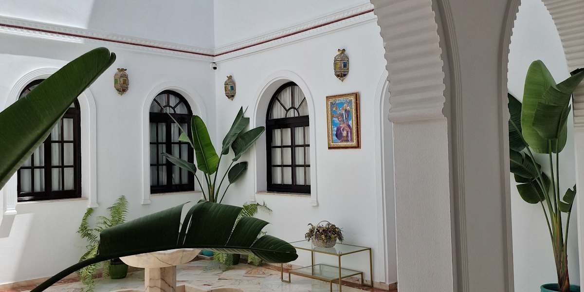 Hotel y Apartamentos Doña Lola