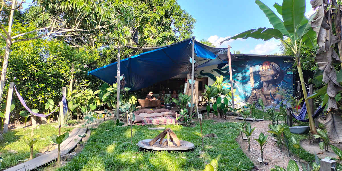 Nomada Hostel