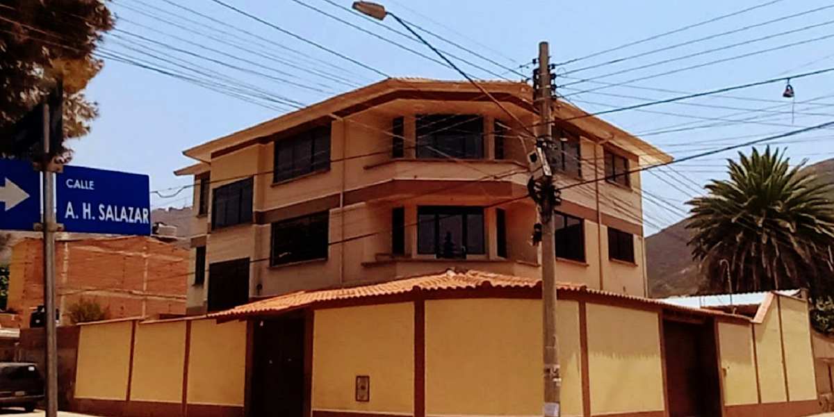 La Casita Feliz