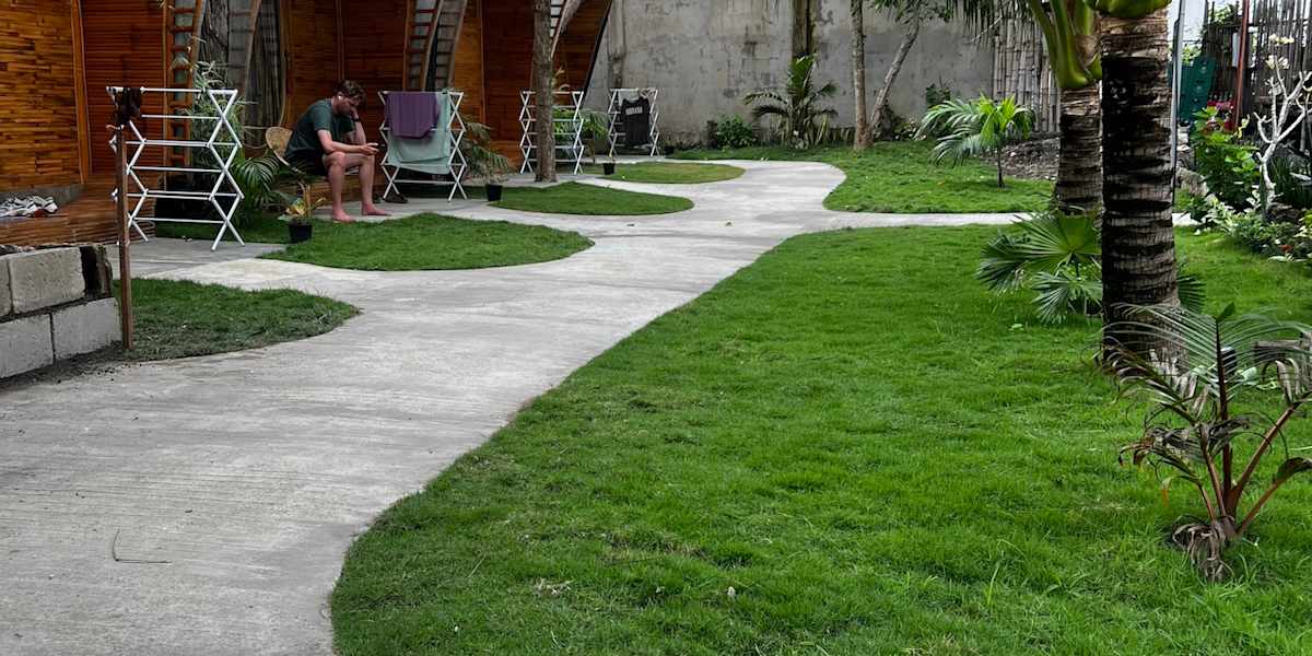 The Backyard Inn