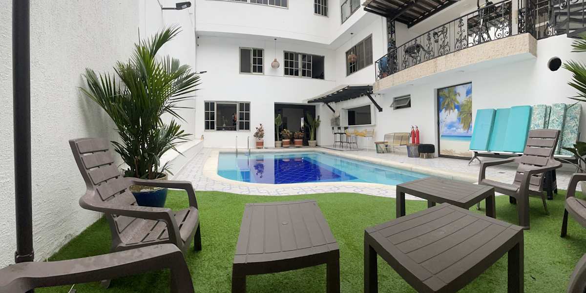 The View Hostel and Lounge
