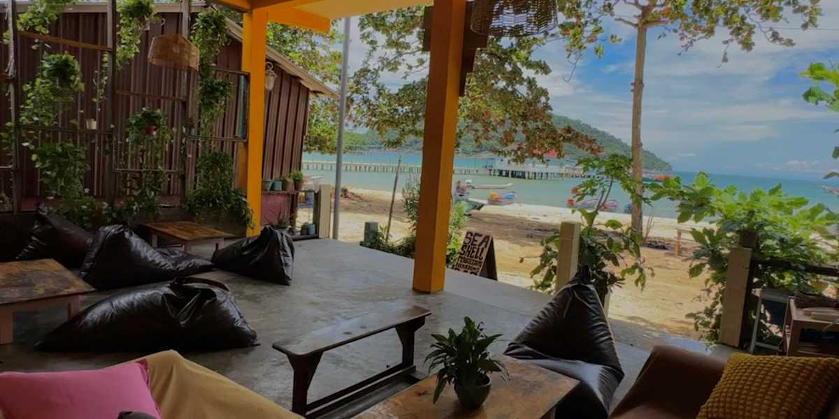 Seashell Guesthouse, Bar and Tattoos