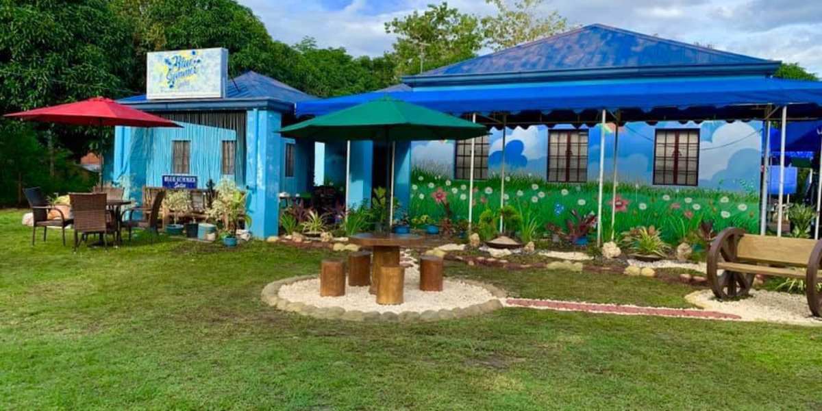 Blue Summer Suites & Restaurant