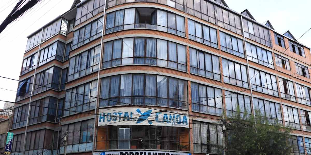 Hostal Canoa