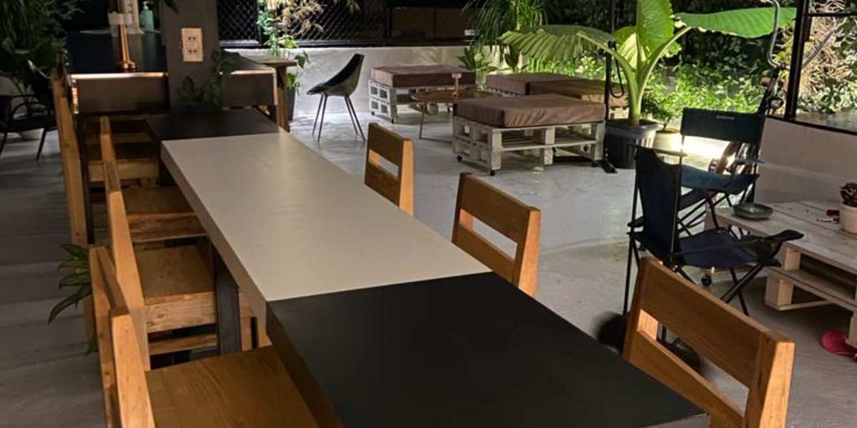 Lime Lite Manila Hostel