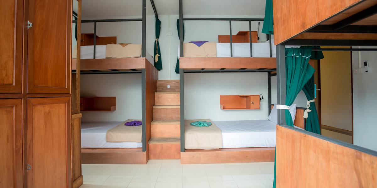 Maenam Grand Hostel